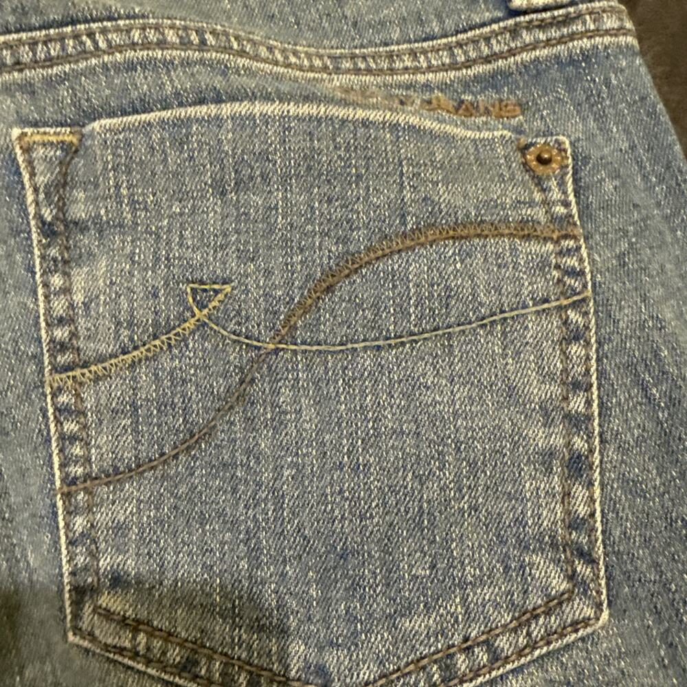 DKNY Soho Jean-Womens Blue Medium Wash Denim Jeans-Bootcut-Size 6S/C - Picture 12 of 16